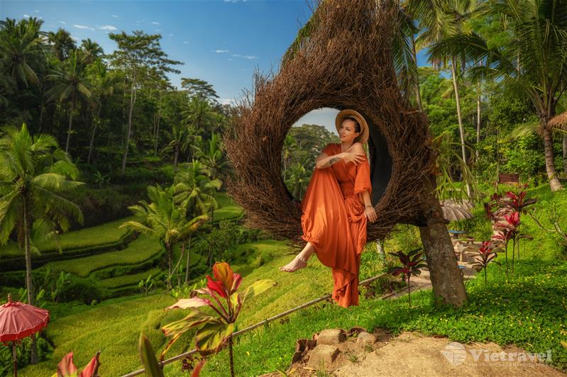 Indonesia - Bali: Đền suối thiêng Tampak Siring và Trải nghiệm Bali Swing vô cùng độc đáo - Resort 5 sao